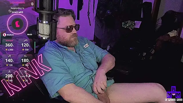 Bi_Master_Mack 即時 XXX 聊天