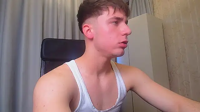 KellenWest Adlı Modelin Canlı XXX Sohbeti