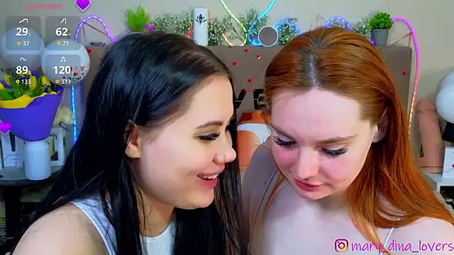 Chatroom XXX en direct de Mary_Dina