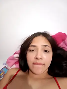 Sexy_cloe_outdoors Show in webcam