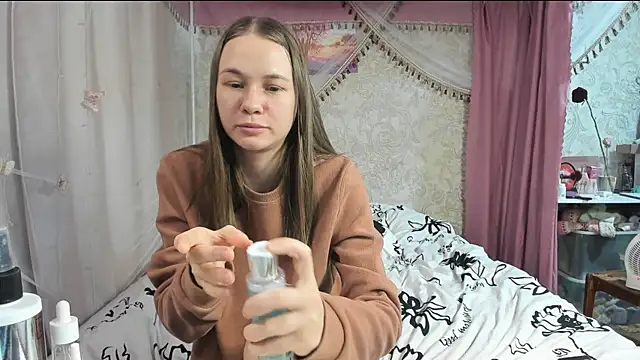 leila_bambi_ 现场XXX聊天