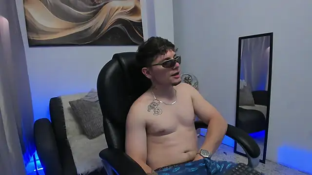 دردشة Leoo_Miller الجنسية المباشرة