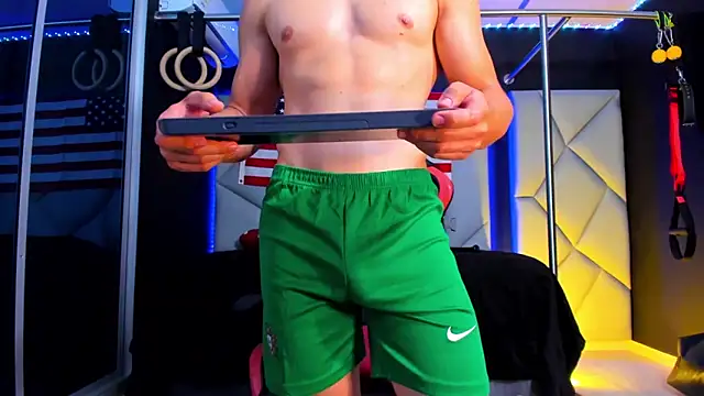 Aydenmiller96's Live XXX Chat