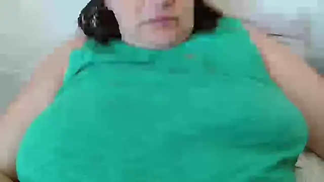 Lucinka1 Obrolan Langsung XXX