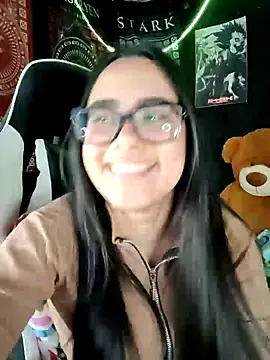 Janna_mnt's Live XXX Chat