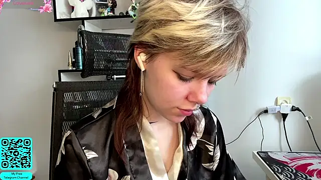 EngelAlmanのライブXXXチャット