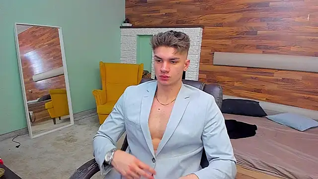MaxKaiden Webcam show