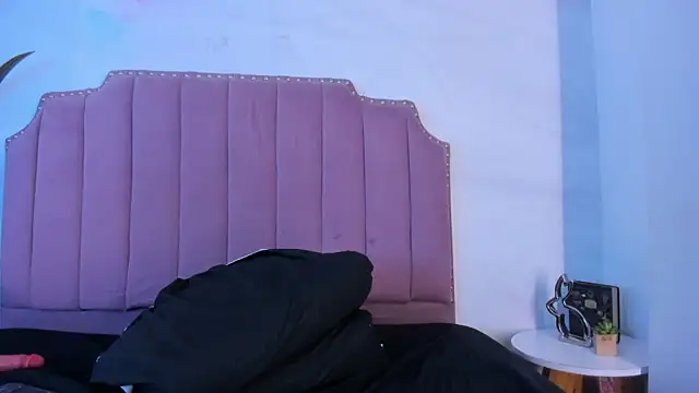 Chat XXX en directo de Roxy_Medina