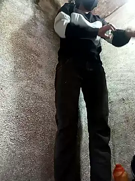 Sunali_Bendre's Live XXX Chat