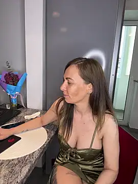 Chatroom XXX en direct de DivineAmely