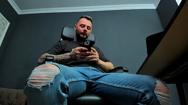 BrianHuntsのライブXXXチャット