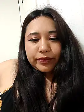 _MayaOniOni_ Chat XXX in diretta