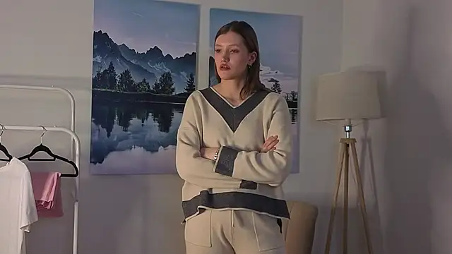 Онлайн чат XXX LeonorQuintana