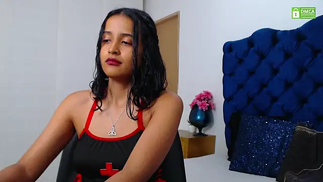 Lili666_ live XXX chat