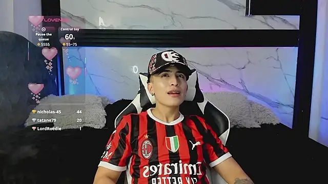 Saimonvela Show in webcam