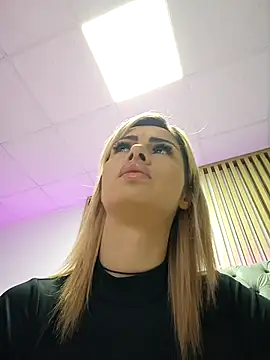 Chat XXX ao vivo de TiffanyMaze