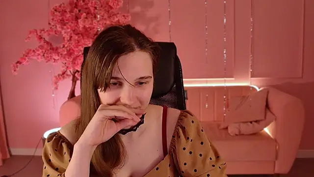 TessaMill: απευθείας συνομιλία ΧΧΧ