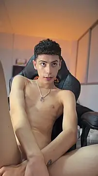 Sebastian_Reed Show Webcam