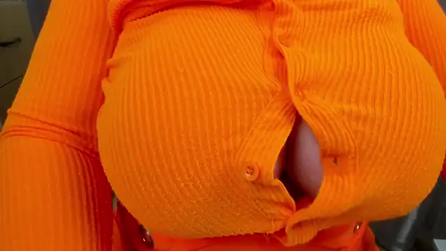 Chat XXX en directo de 77Sambuca77