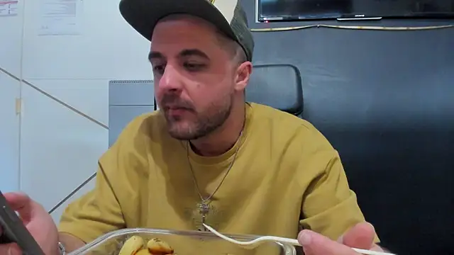 JamesMyerss: απευθείας συνομιλία ΧΧΧ