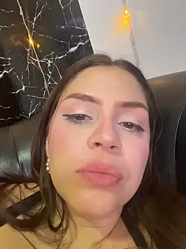 Fitkitten Live XXX Chat