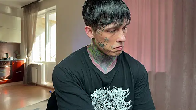 Anubisgods Adlı Modelin Canlı XXX Sohbeti