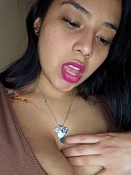 Angelmoon04のライブXXXチャット