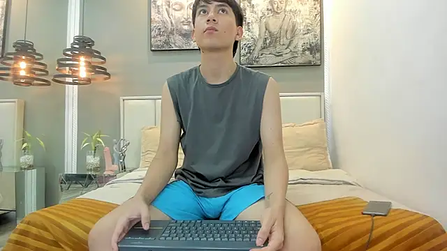 Raphael_Nyon: απευθείας συνομιλία ΧΧΧ