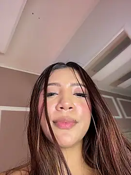 Pushaina__1 Live XXX-chat