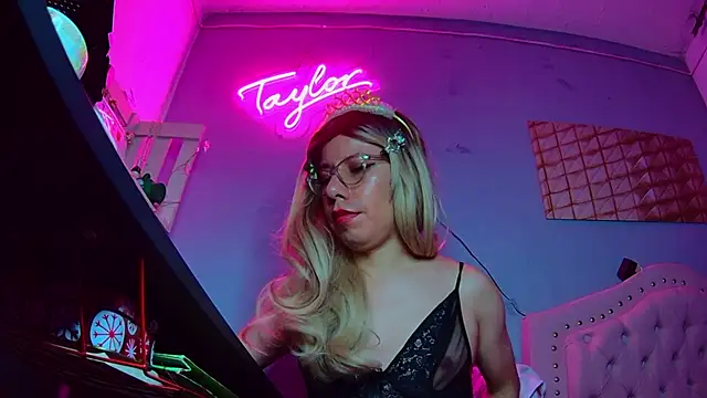Taylor_Cum_Hot 在線直播表演