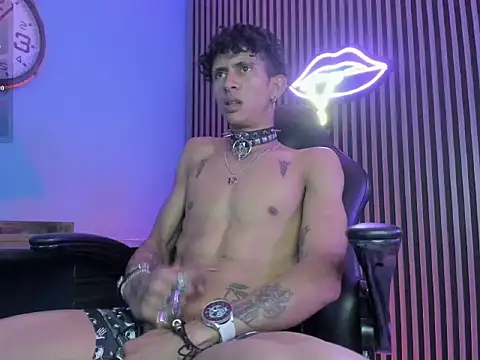 Chat +18 de Maximoking26 ao vivo