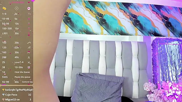 IsaDiiazのライブXXXチャット