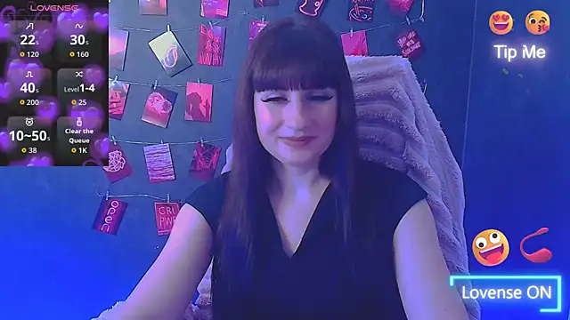 Chatroom XXX en direct de Violla_My