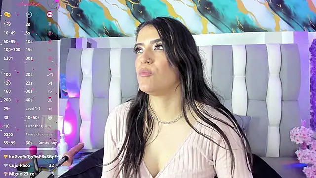 IsaDiiaz 现场XXX聊天