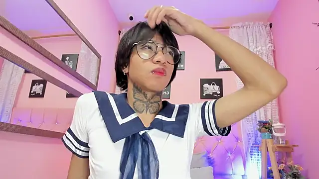 Chat +18 de Liam_evvan ao vivo