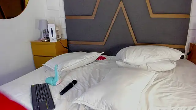 juana_valkiria 网络视讯表演