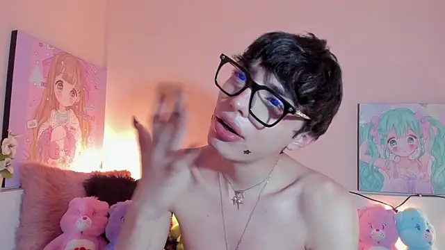 دردشة Strawberry_Kitty_ الجنسية المباشرة