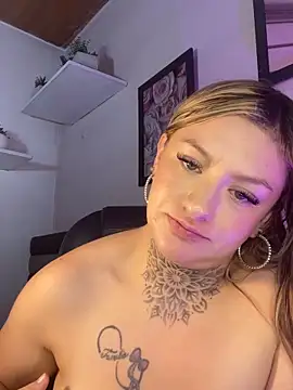 Eliee_Roth Adlı Modelin Canlı XXX Sohbeti