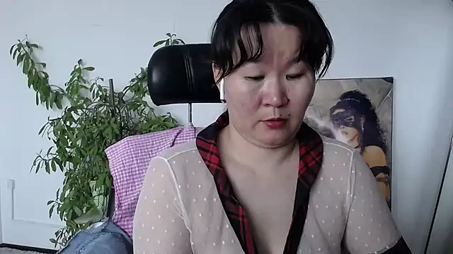 Akira_xx Adlı Modelin Canlı XXX Sohbeti