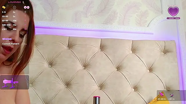 KarinaNoir's Live XXX Chat