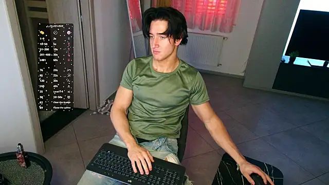 عرض كام ChristianLevine_