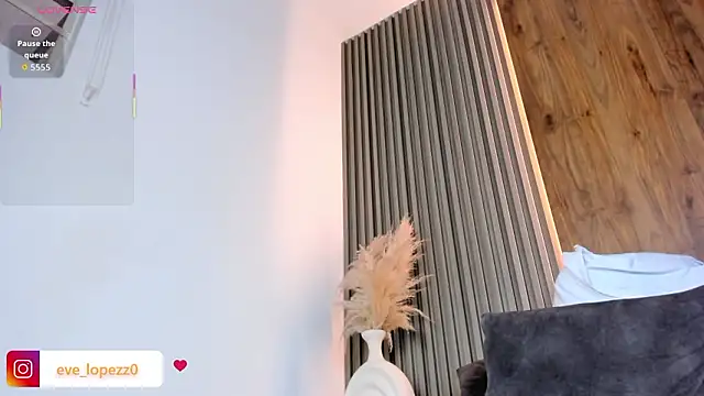 Chatroom XXX en direct de evelin_lopezz