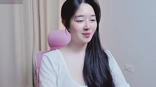 Miu-999's Live XXX Chat