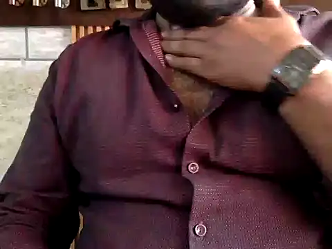 hairy_boy6inch 现场XXX聊天