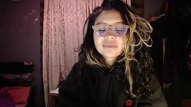 Chatroom XXX en direct de Hathorlove