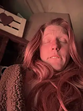 GoldenFlameGoddessのライブXXXチャット