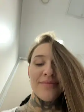 KishaMur's Live XXX Chat