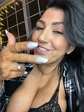 Živý XXX chat LittleMissEeve