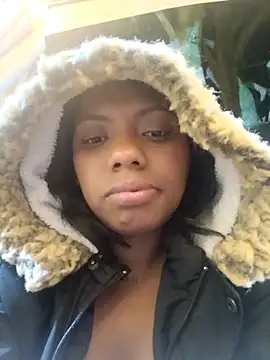 Chat XXX ao vivo de lia_mariana