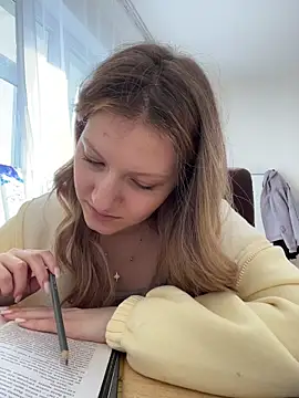 MaryHiggins live XXX chat